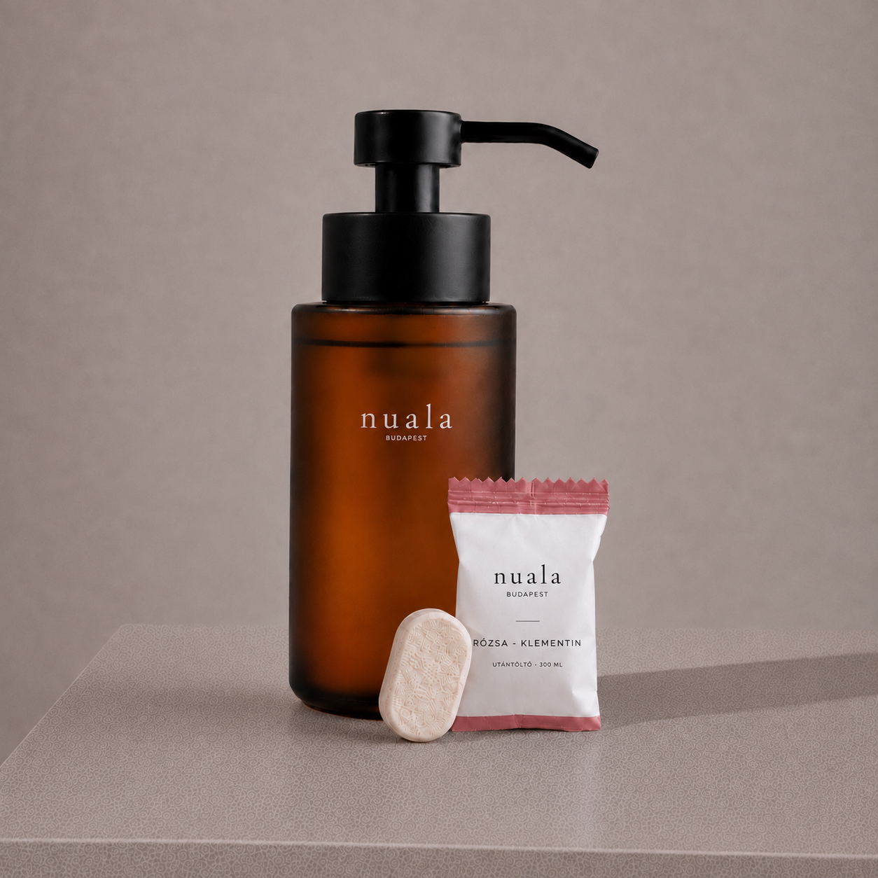 nuala Kit